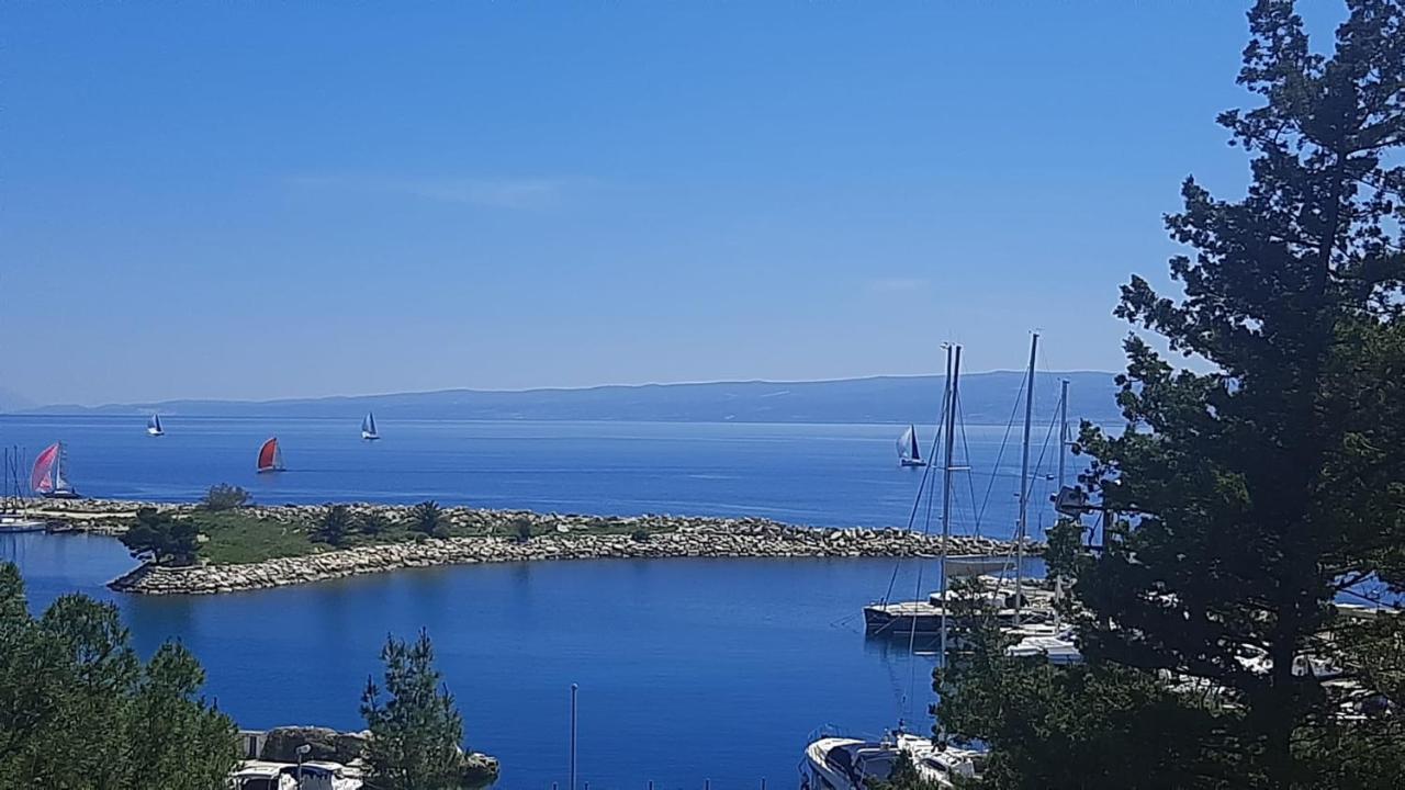 Old Captain'S Apartments - In A Pine Wood By The Sea And Tennis Courts Split Kültér fotó