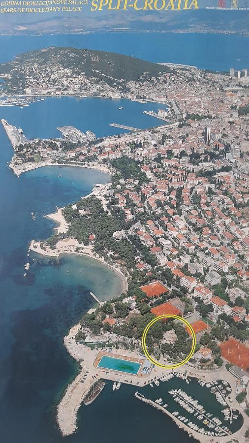 Old Captain'S Apartments - In A Pine Wood By The Sea And Tennis Courts Split Kültér fotó