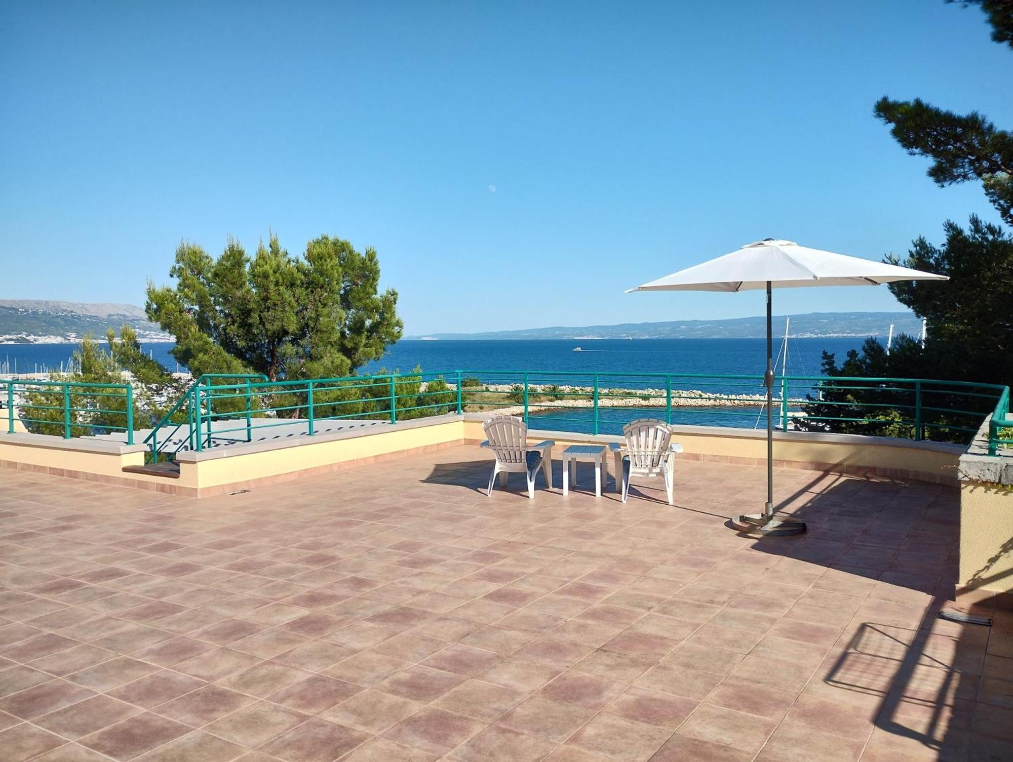 Old Captain'S Apartments - In A Pine Wood By The Sea And Tennis Courts Split Kültér fotó