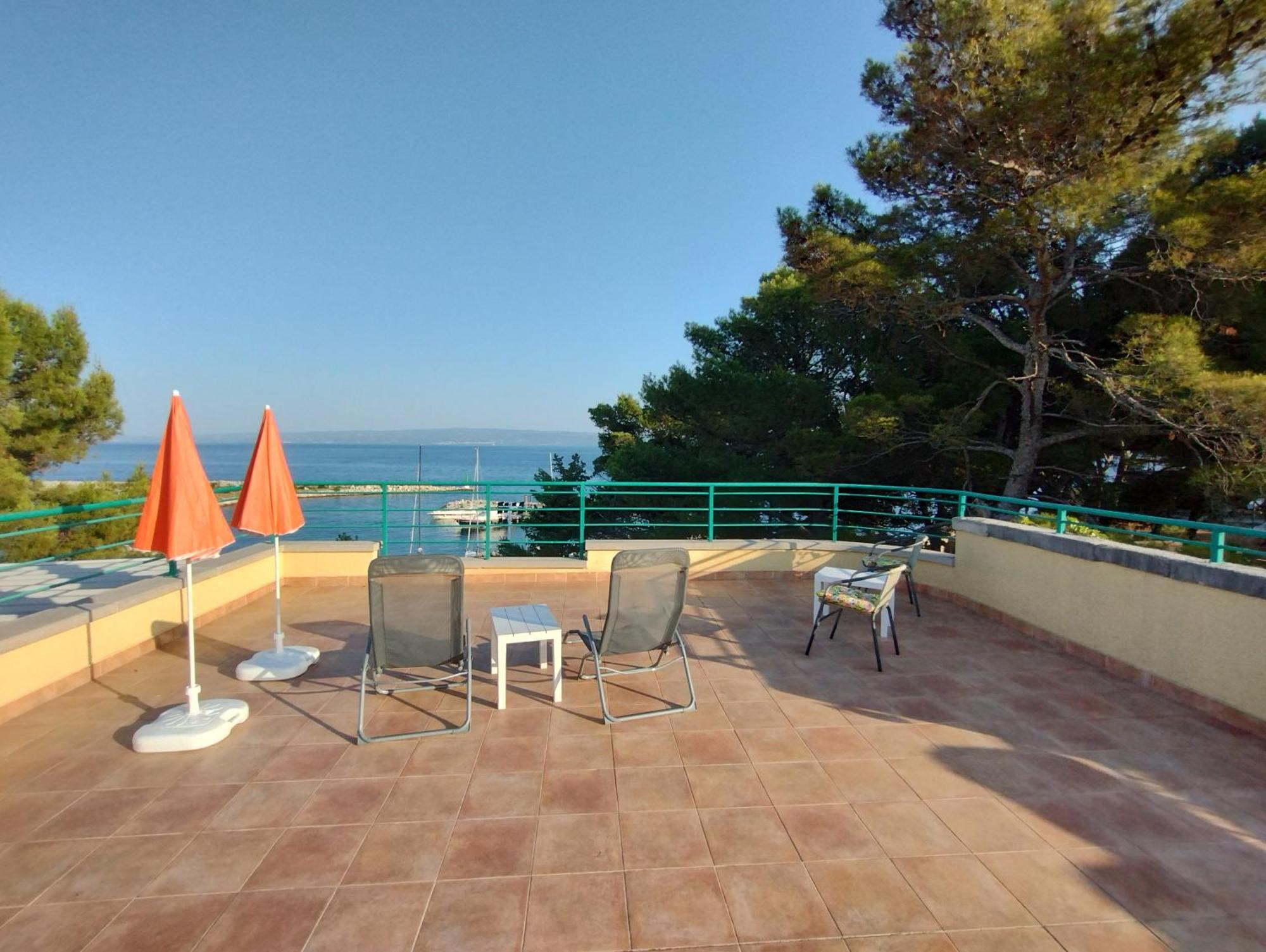 Old Captain'S Apartments - In A Pine Wood By The Sea And Tennis Courts Split Kültér fotó